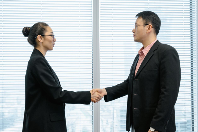 Negotiating Consultant Pricing: A Basic Guide for Businesses